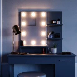 Coiffeuse Julia Avec Tabouret Et LED -Mobilier De Maison cd371267781e48aeb77d360747184dd4