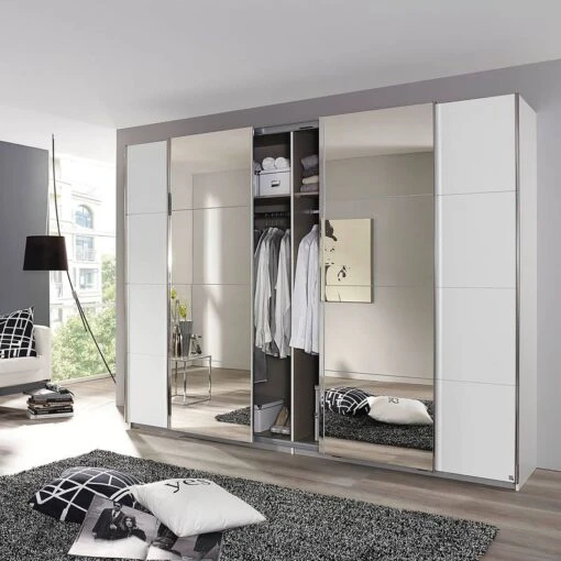 Armoire à Portes Coulissantes Syncrono-C -Mobilier De Maison schwebetuerenschrank syncrono c alpinweiss 271 cm 4 tuerig 230 cm 3380417